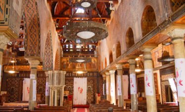 Private Day Tour to Egyptian Museum and Old Cairo