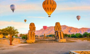 Hot Air Balloon Ride in Luxor