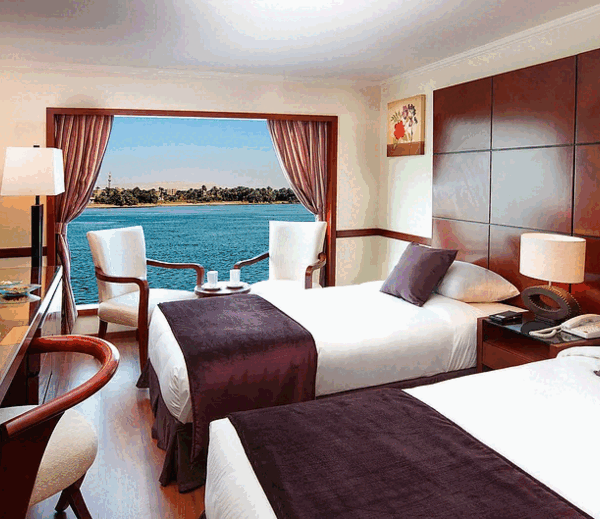 MS Amwaj Living Stone