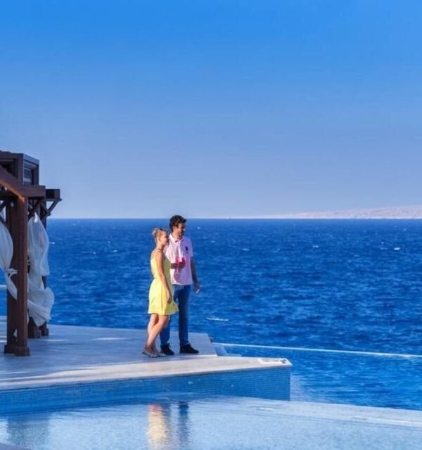 Private Day-use tour in Ain Sukhna from Cairo