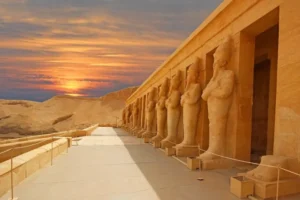 how many tombs are in the Valley of the Kings