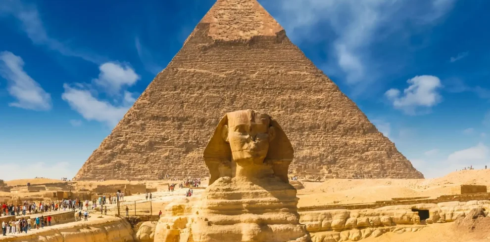 Private Day Tour to Egyptian Museum and Pyramids of Giza