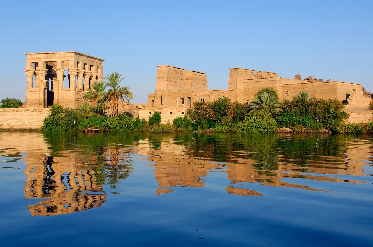 best time to visit egypt weather wise
