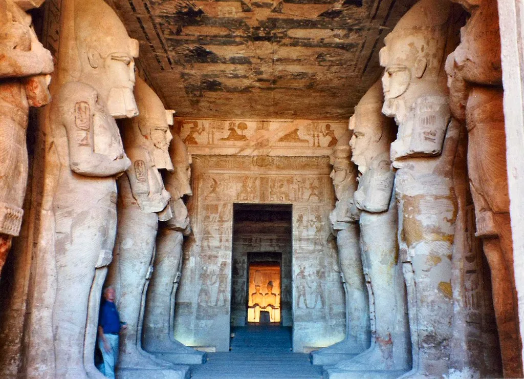 information about abu simbel temple