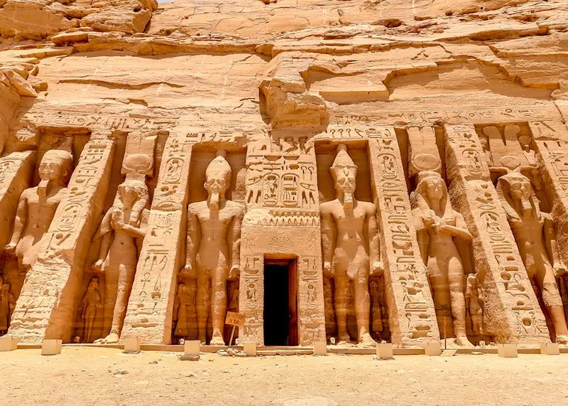 information about abu simbel temple