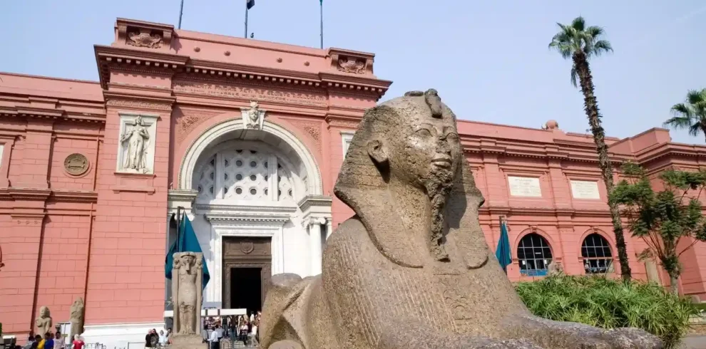 Private Tour Pyramid & Egyptian Museum and Old Cairo